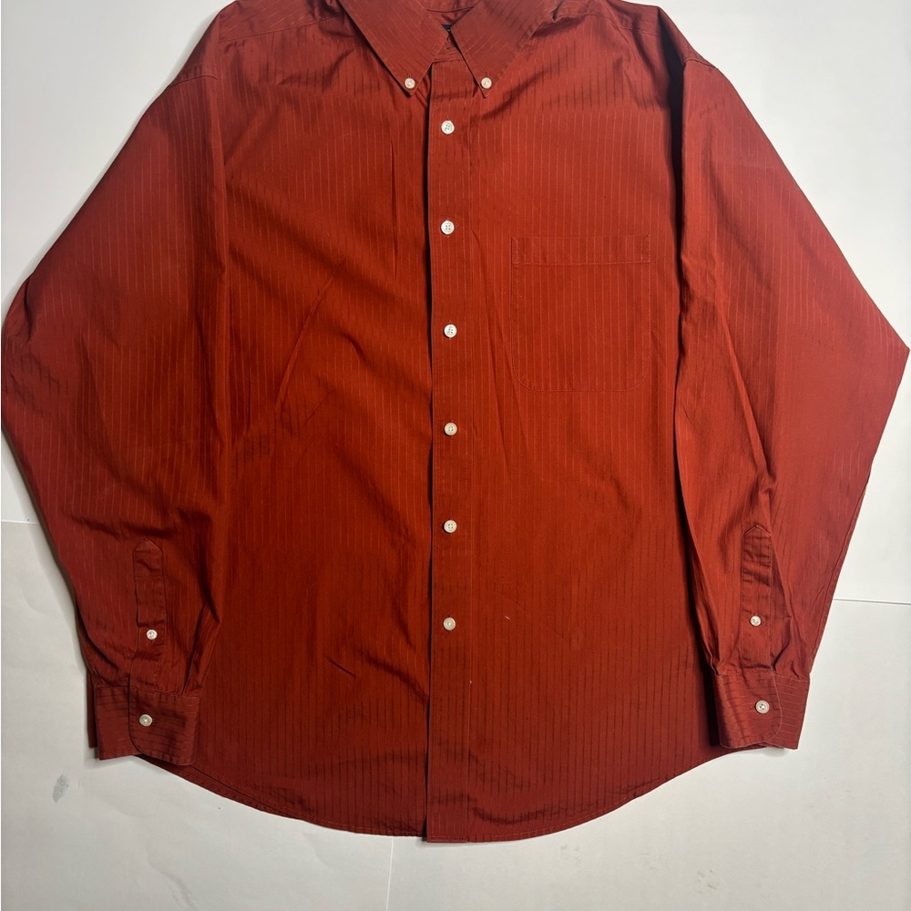 Roundtree & Yorke Men's Deep Red Casual Button-Down Shirt